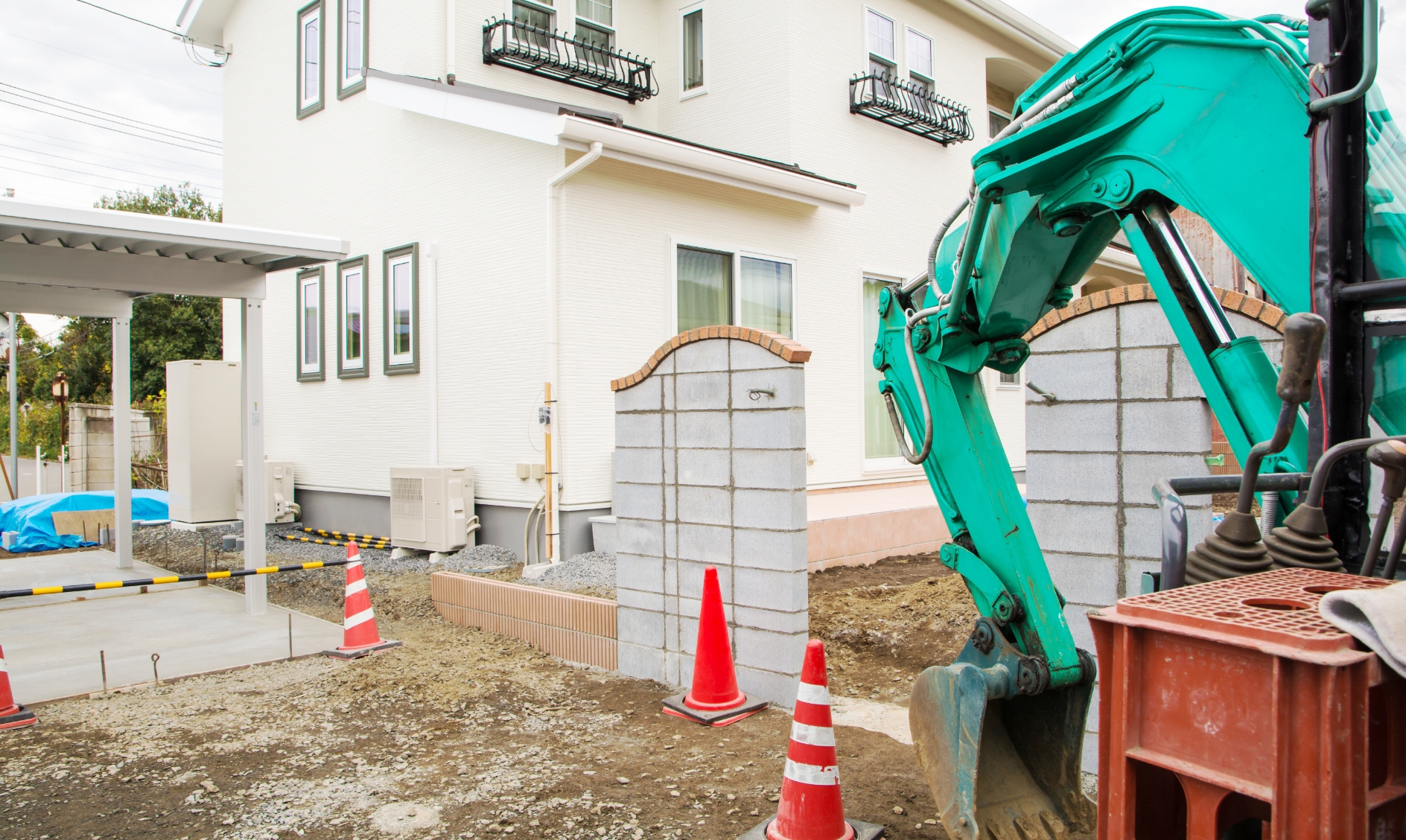 栃木県を中心に、関東全域の外構、塗装、総合リフォーム工事に対応します。